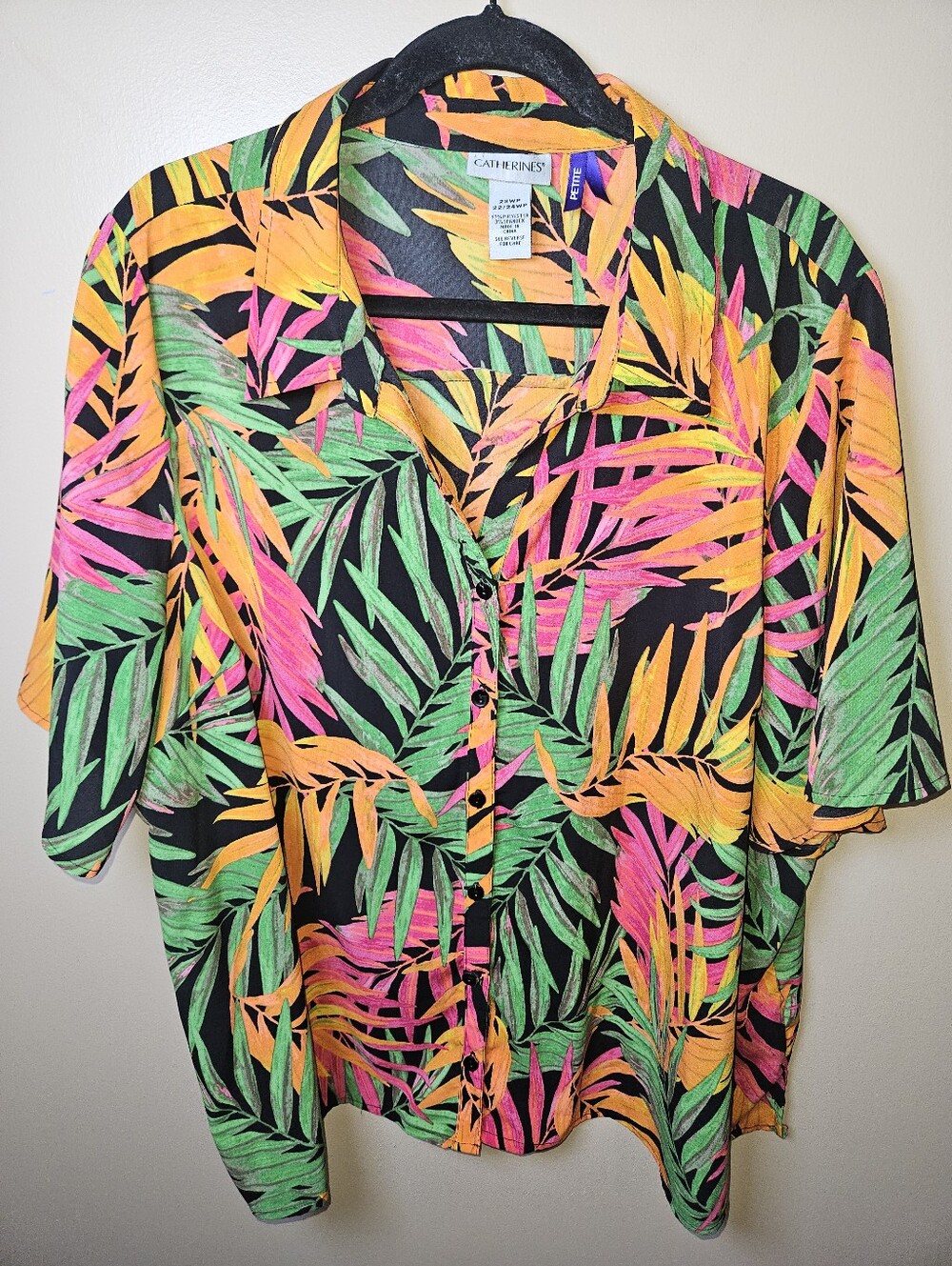 Catherine's Button Lightweight Tropical Leaf Vacation Beach Shirt Plus 2X Petite
